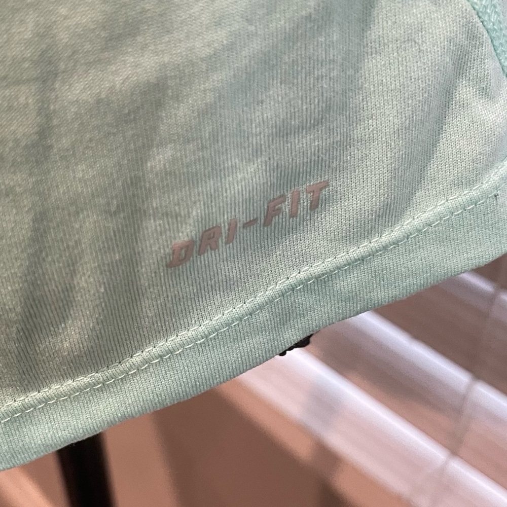 Nike Dri-Fit‎ Meah Long Sleeve Top - Picture 6 of 6